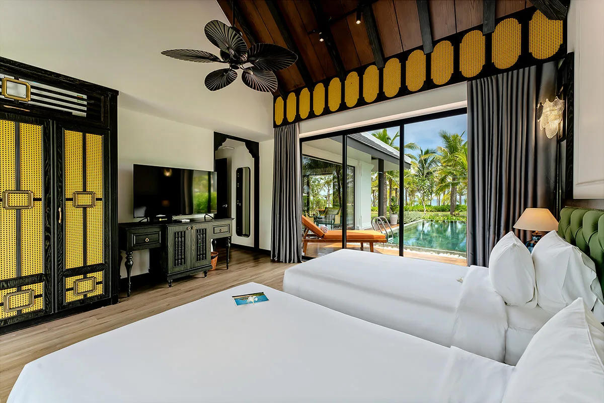 2Bedroom_Beachfront_PoolVilla_BlissHoiAndotcom-(1)