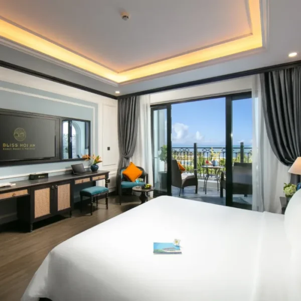 Ocean Deluxe Room