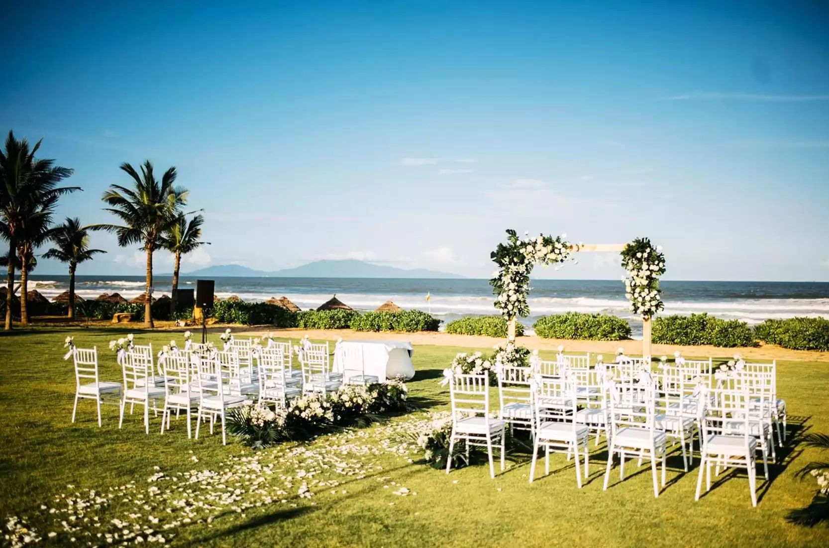 Bliss Hoi An Beach Resort & Wellness – Paradise for Beach Weddings