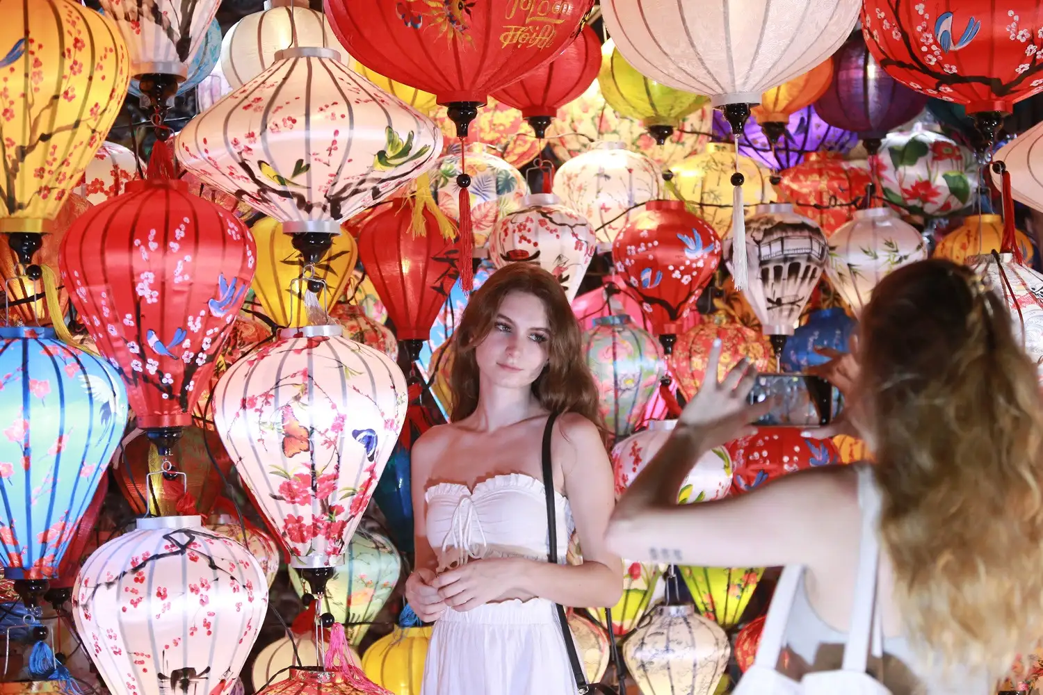 Check-in with Hoi An lantern