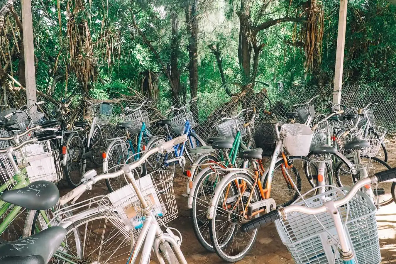 An Bang Beach parking