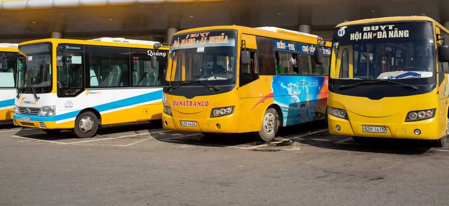 Can I go from Hoi An to Da Nang by bus?