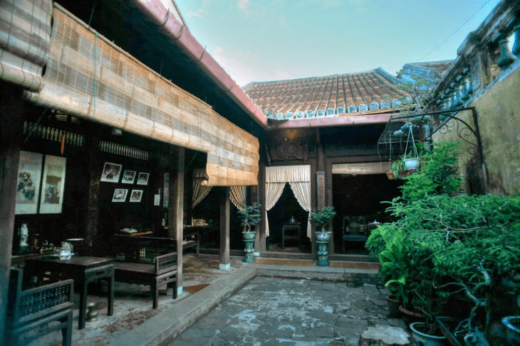 Inside Duc An old house Hoi An