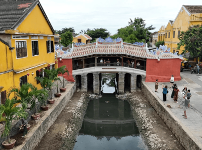 Cau Pagoda Hoi An: Bringing the soul of Ho An, stained with deep colors