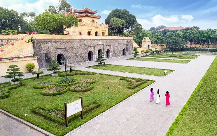 Ticket prices and opening hours at Thang Long Imperial Citadel