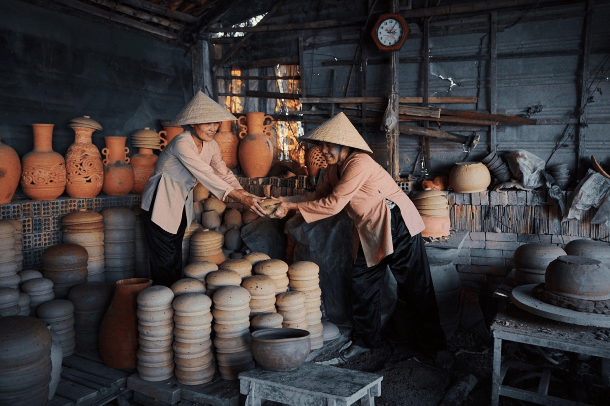 Suggested 5+ interesting activities at Thanh Ha pottery village Hoi An