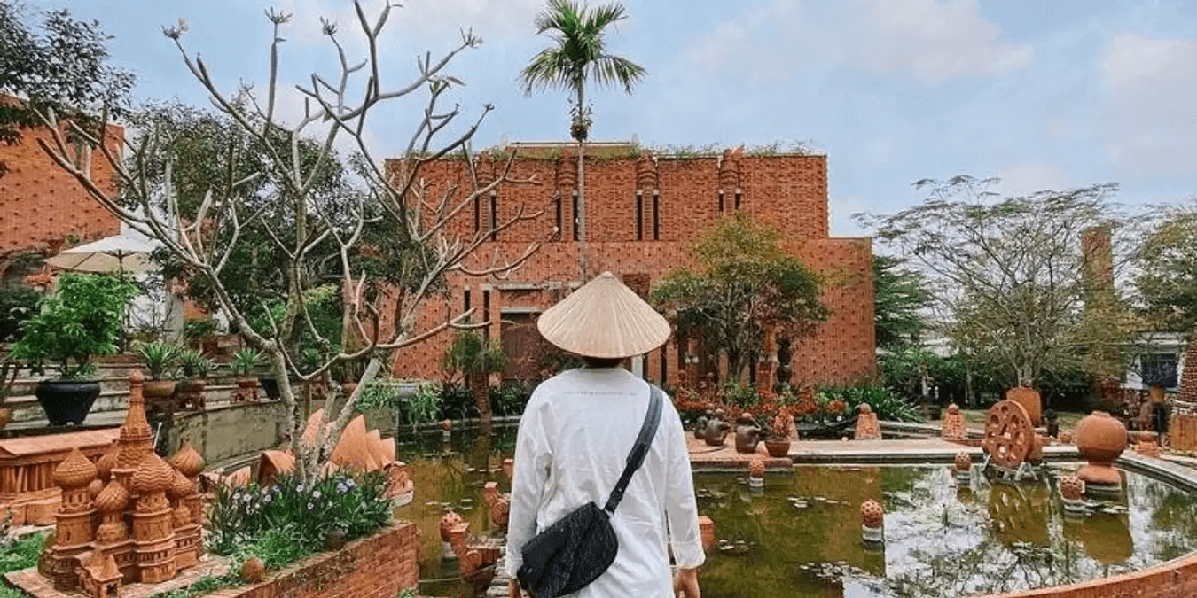 Introduction to Thanh Ha pottery village Hoi An