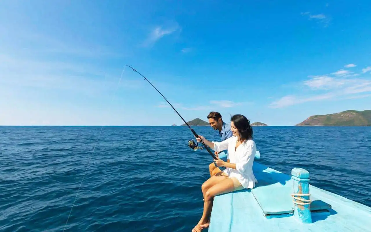 Fishing with fishermen on the island