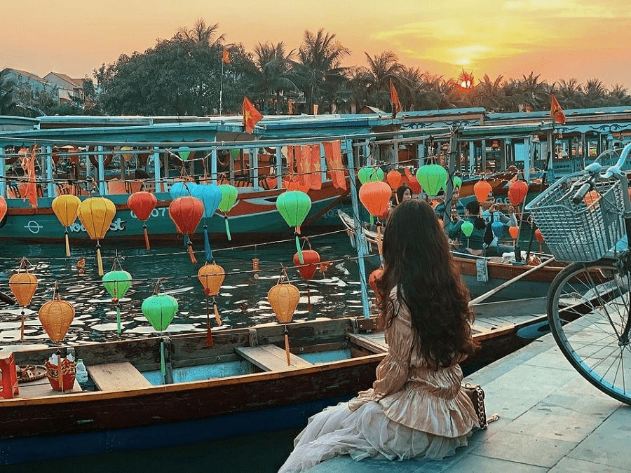 Notes when exploring Hoai River in Hoi An (Source: Vin Pearl)