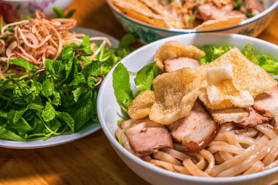 Where to eat Cao Lau in Hoi An: Local places worth trying