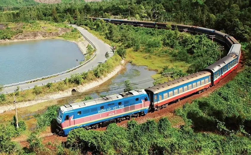 Traveling from Hoi An to Nha Trang by train (Source: Vinpearl)