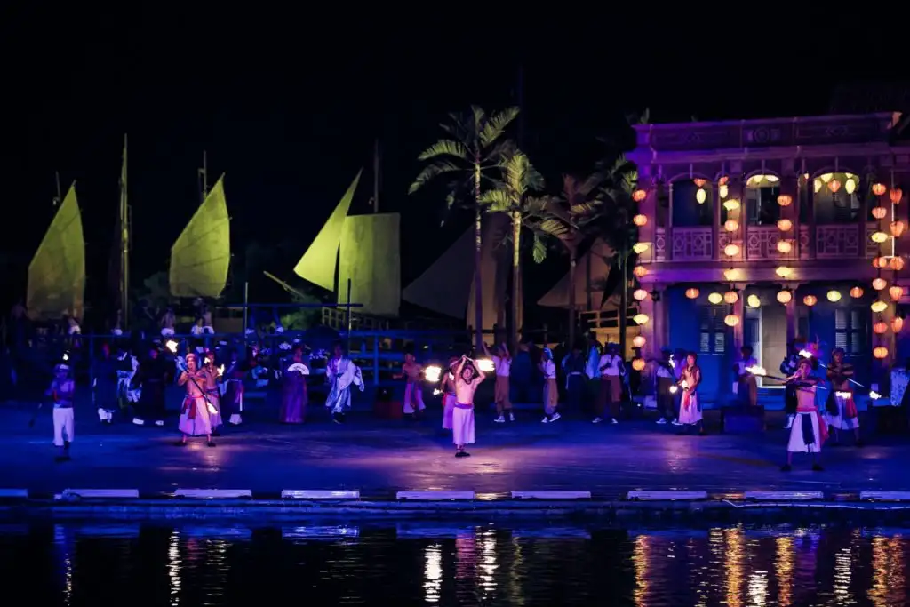 Tips for the best Hoi An memories show experience (Source: iVIVU.com)