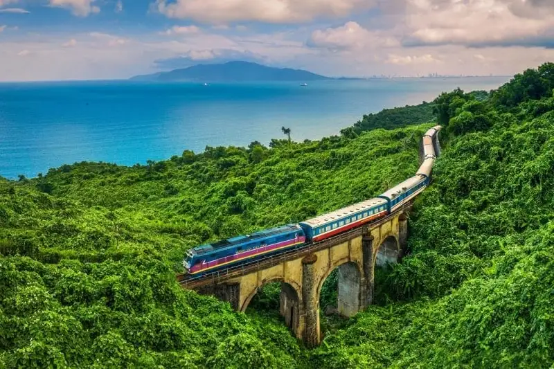 Travel from Ho Chi Minh City to Hoi An: Which option suits you best?