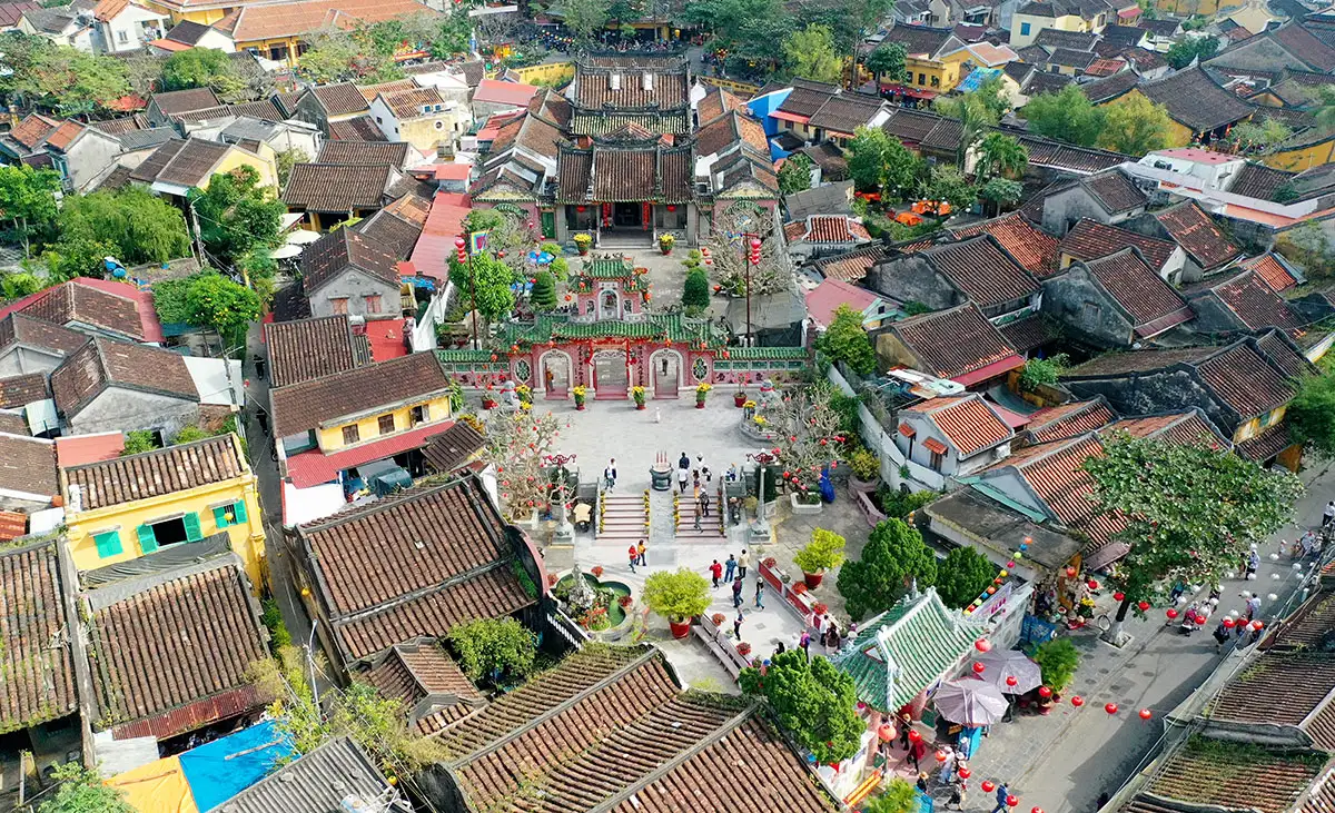 Hoa people in Vietnam