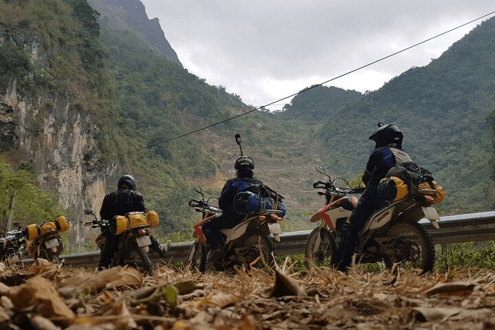 Travelling between Sapa to Hoi An by motorbike (Source: We Ride Vietnam)
