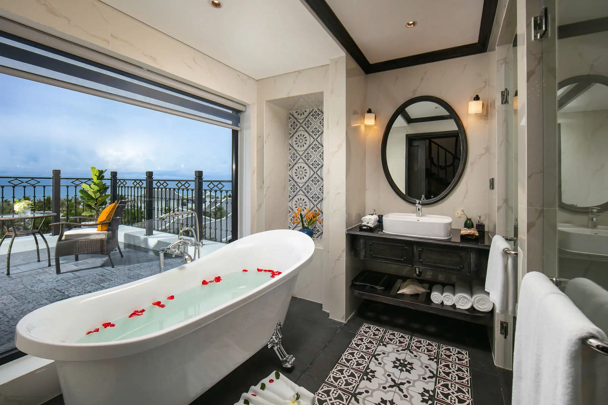 Bliss Hoi An Beach Resort & Wellness stands out as a top-notch choice