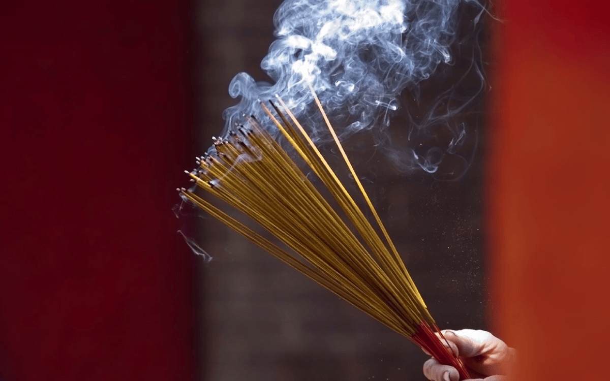 Why spiritual tourism is popular in Vietnam? (source: suc khoe doi song)