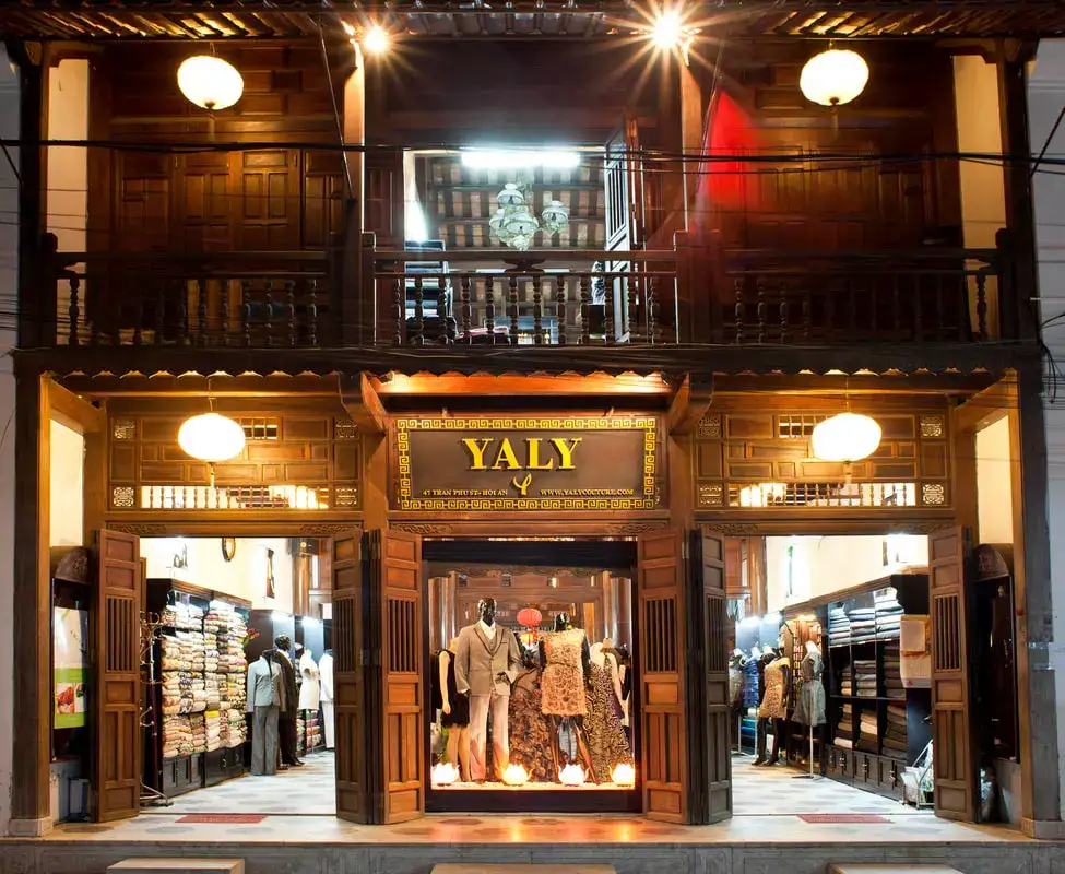 Yaly Couture (source: YESD Travel)