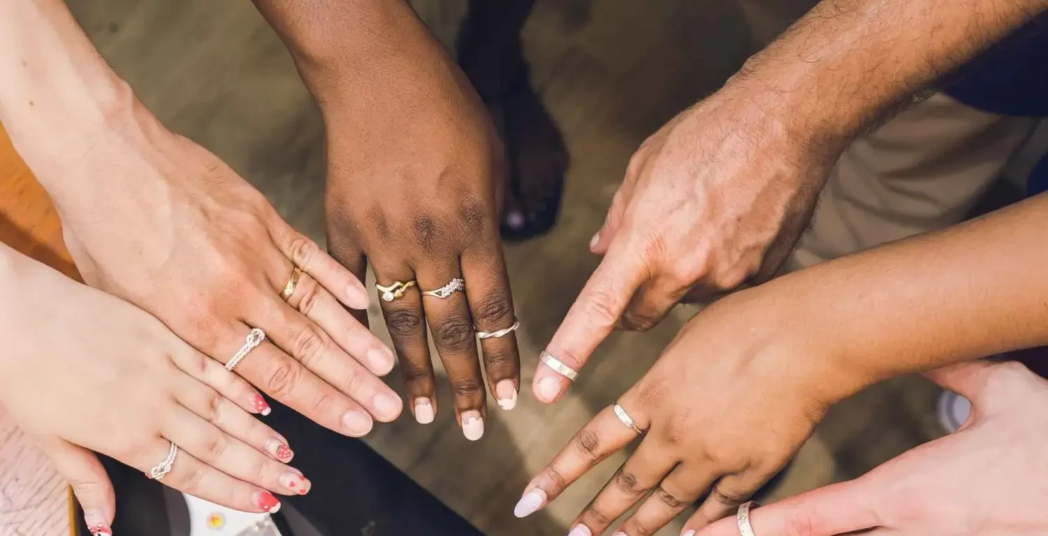Crafting your own ring (source: Dreamer Studio)
