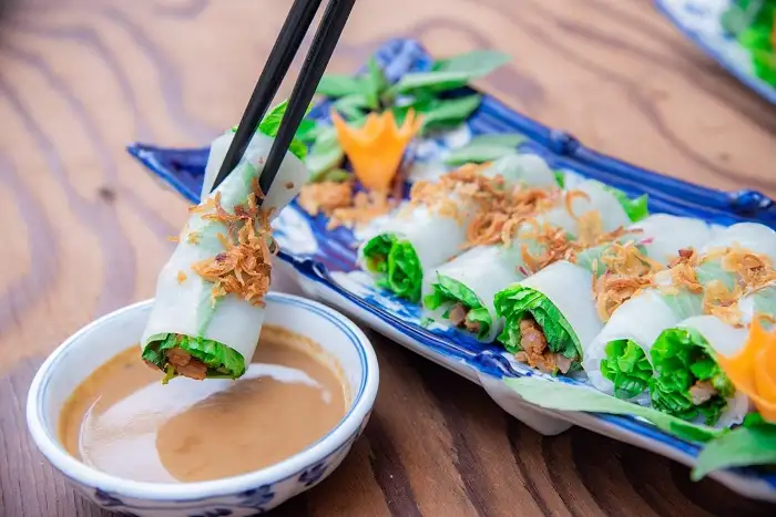 Banh uot thit nuong (source: Vinpearl)