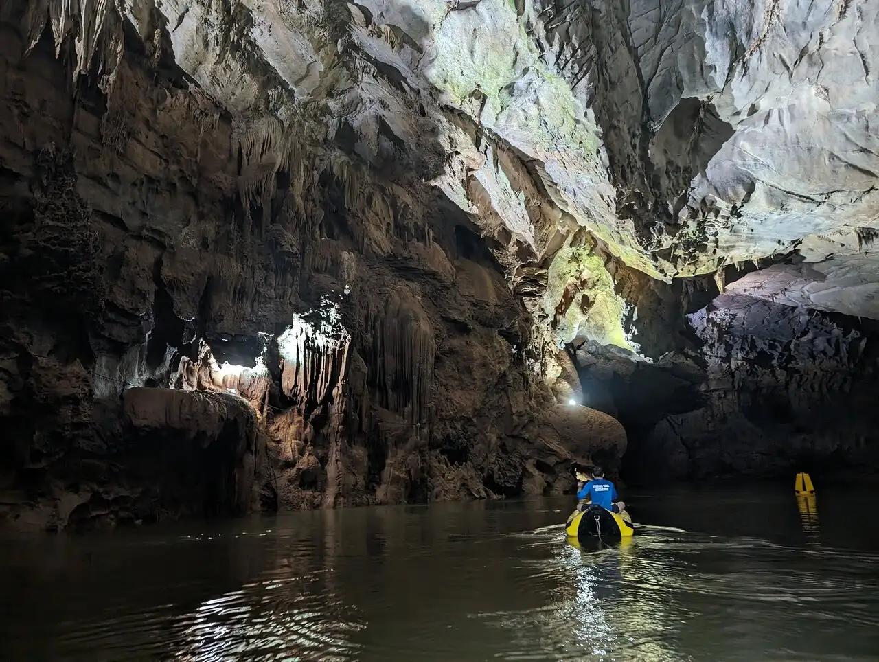 Kayaking inside Phong Nha cave (source: Viator)