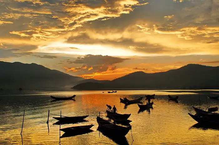 Lap An lagoon (source: Viet Fun Travel)