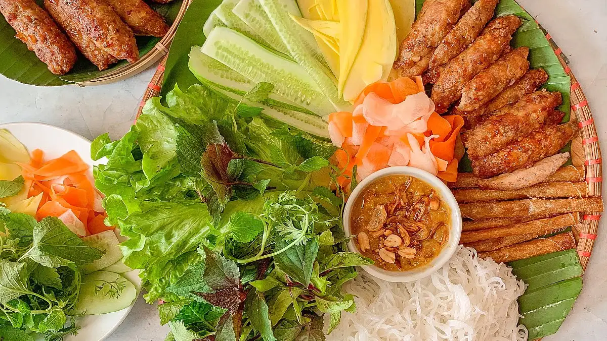 Nem nuong Nha Trang (source: Dien may xanh)