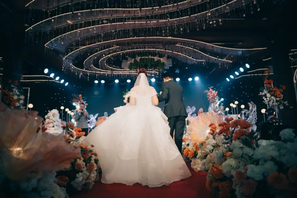 Wedding customs in Vietnam in modern times (source: Trong Do palace)