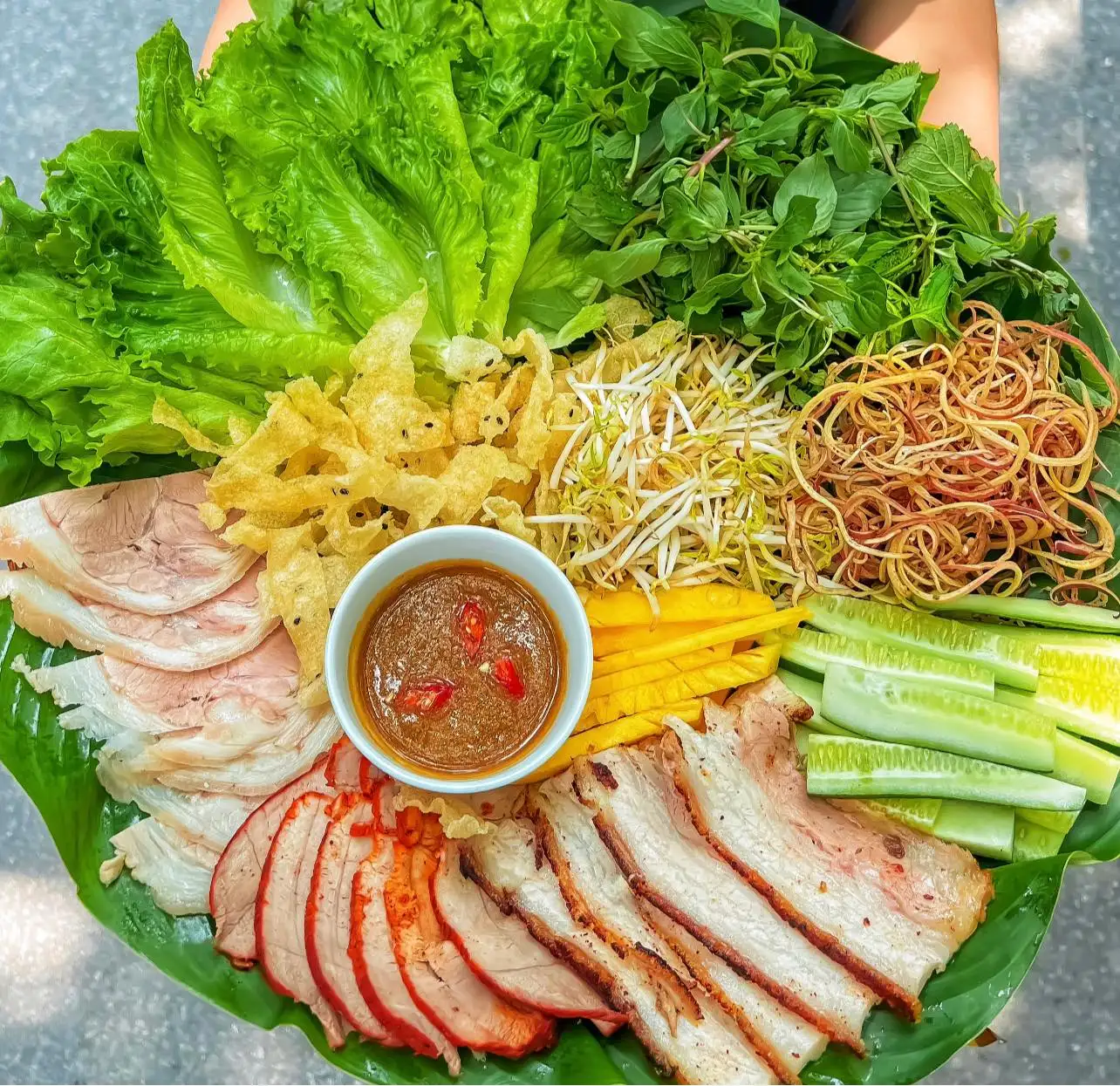 Bánh Tráng Cuốn Thịt Heo