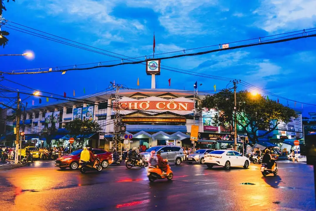 Con Market (source: Vinpearl)