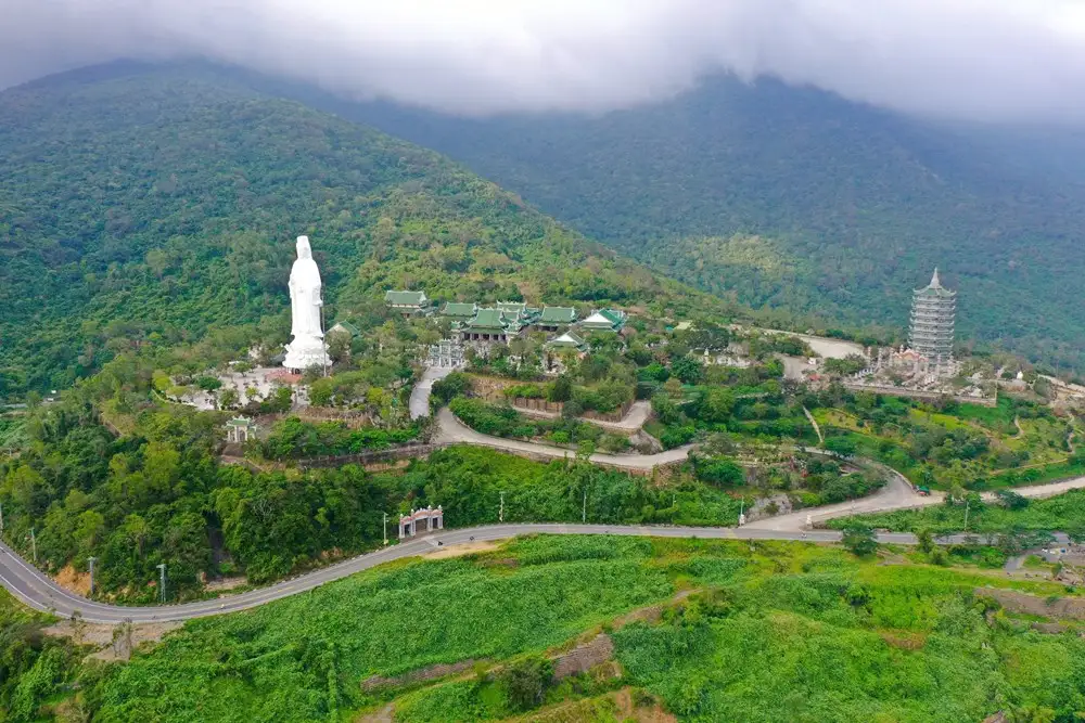 Linh Ung Pagoda board scenery (Source: VNA)