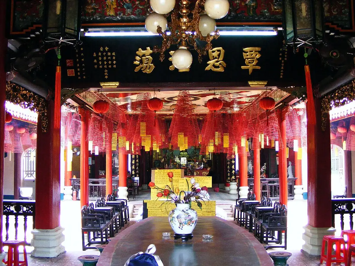 Phuc Kien Assembly Hall (source: Wikipedia)