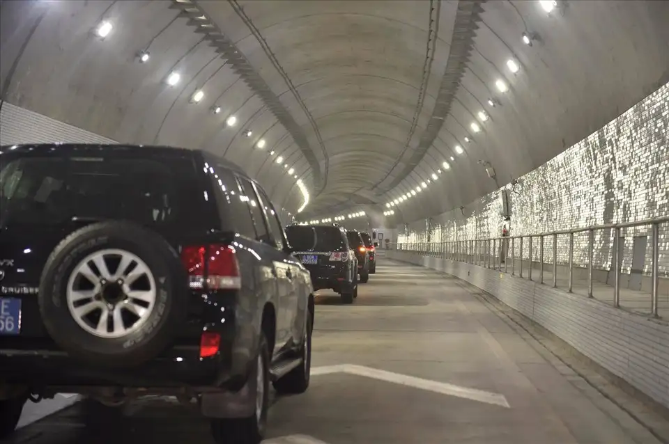 Hai Van tunnel (source: Bao Lao Dong)
