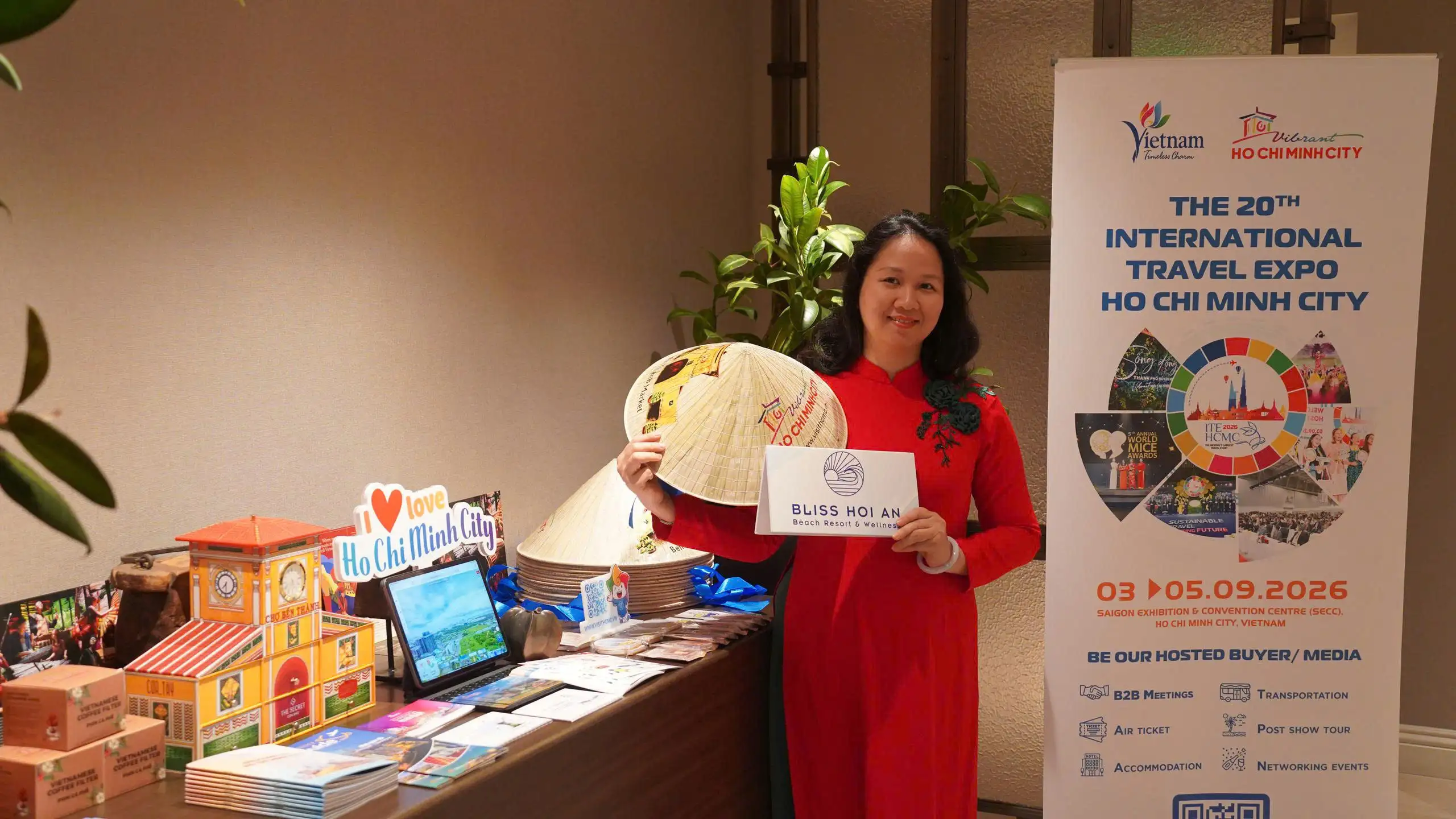 Bliss Hoi An’s representative introduced the resort and its premium wellness retreat packages to international partners and travel professionals.
