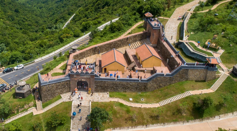 Introduction to Hai Van Gate (Hai Van Quan)