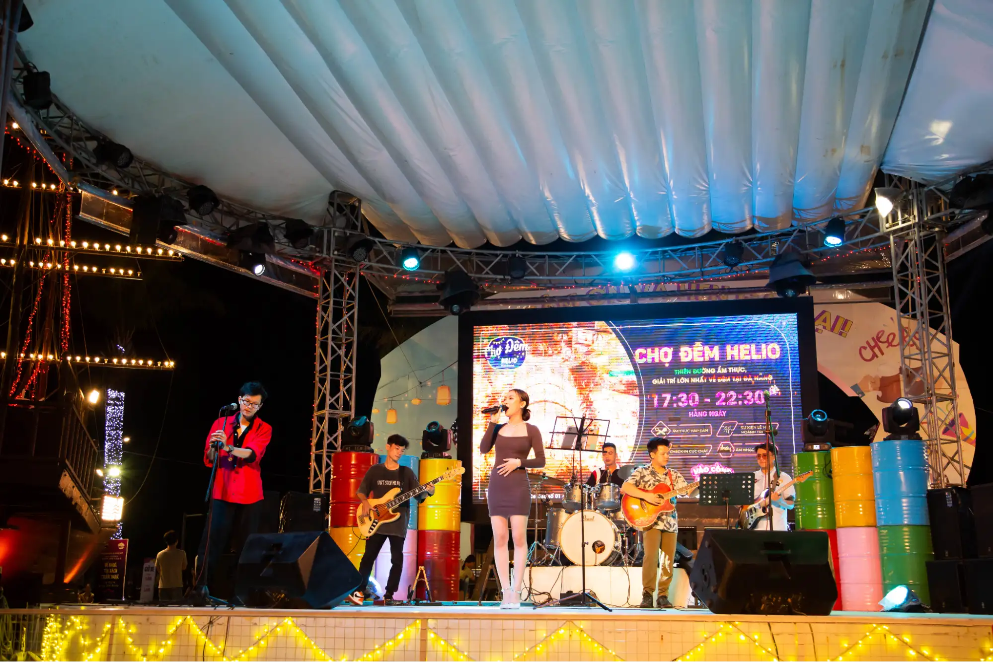 Live music and performances (source Helio Center)