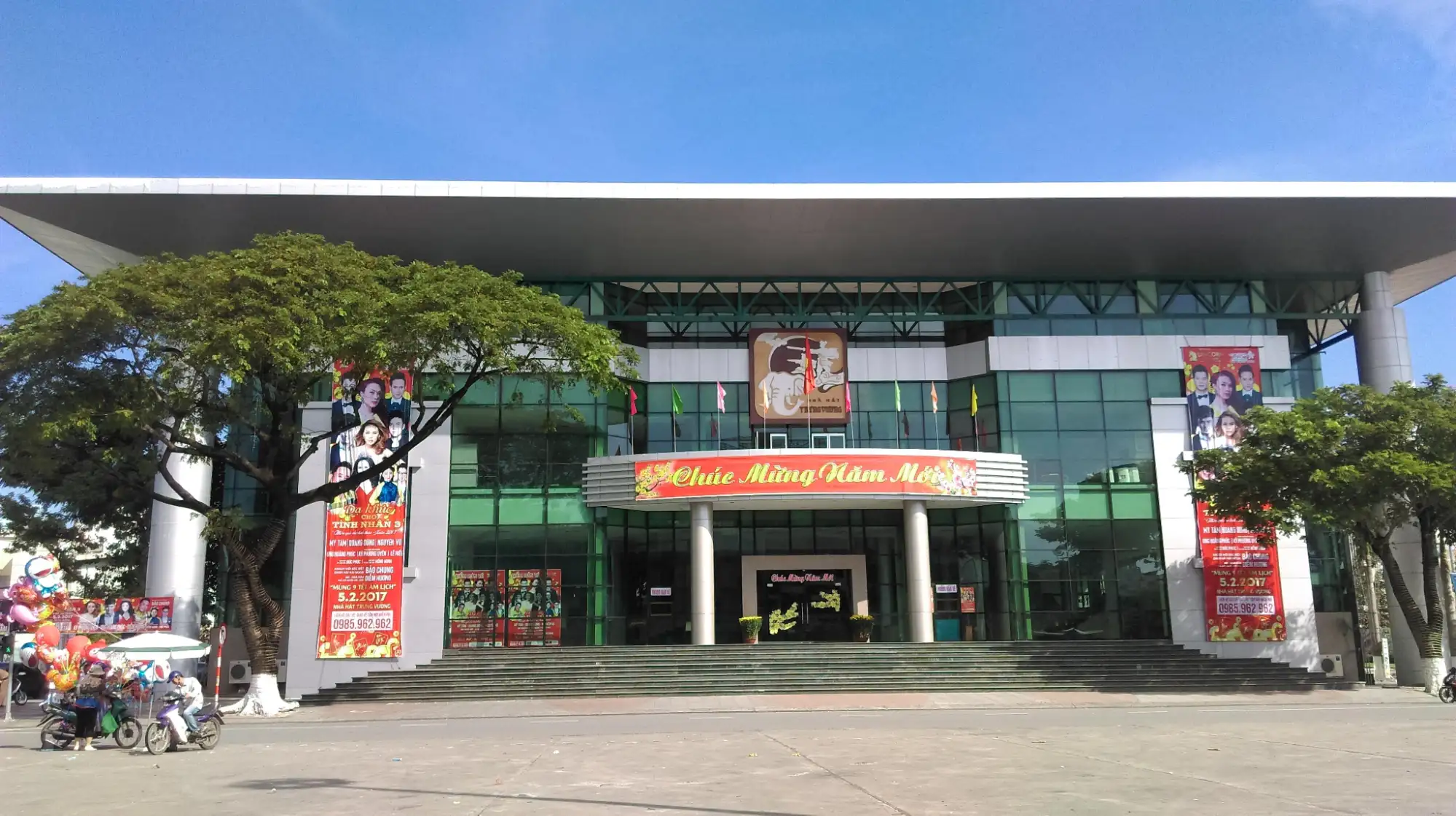 Introduction to Trung Vuong Theater (source: Wikipedia)