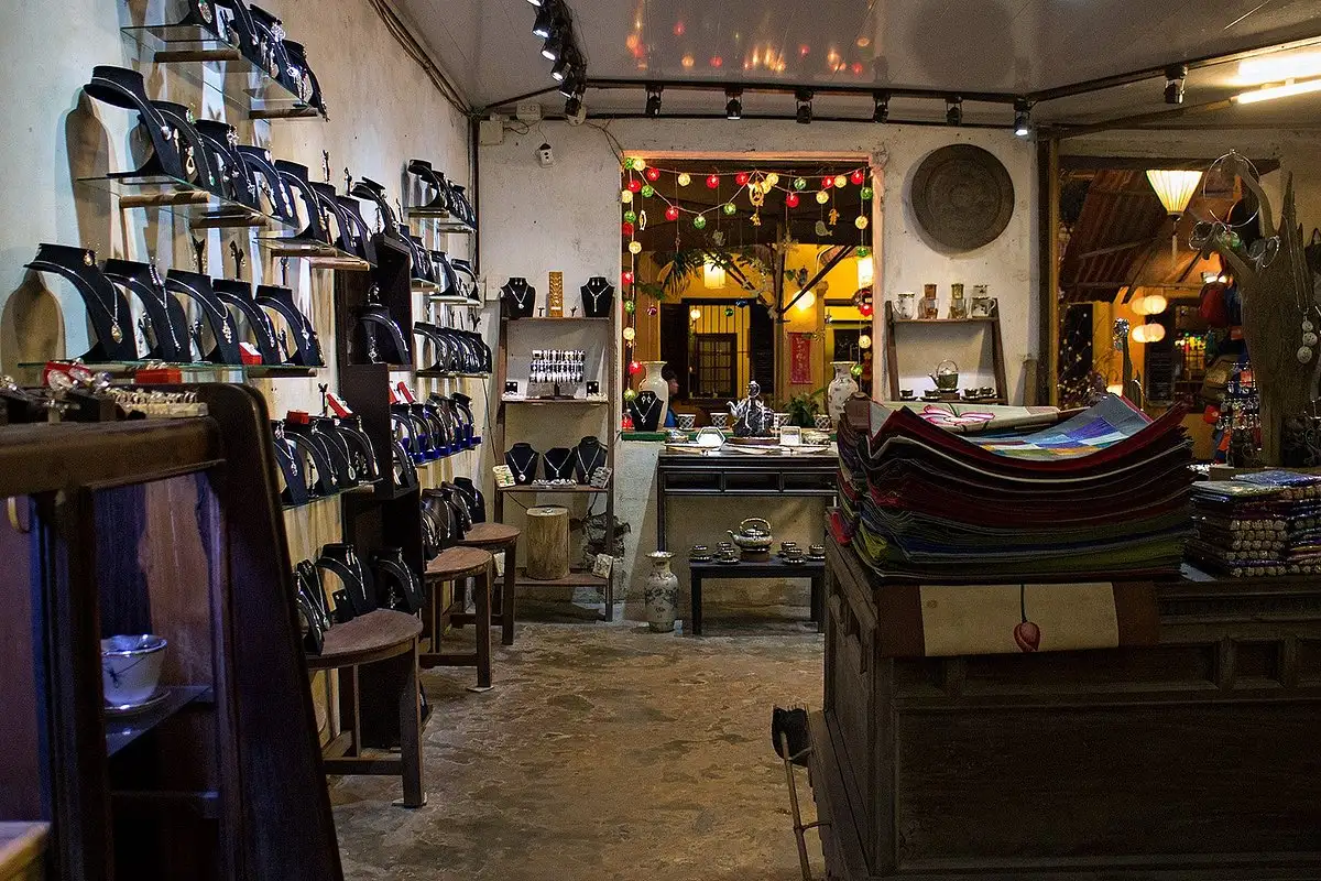 Hoi An Silver Shop (Source Tripadvisor)