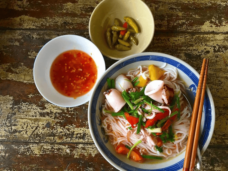 Squid noodle soup (source: Mia)