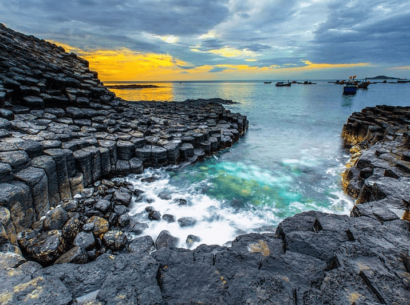 Ganh da dia: Explore Vietnam's stunning basalt rock formation