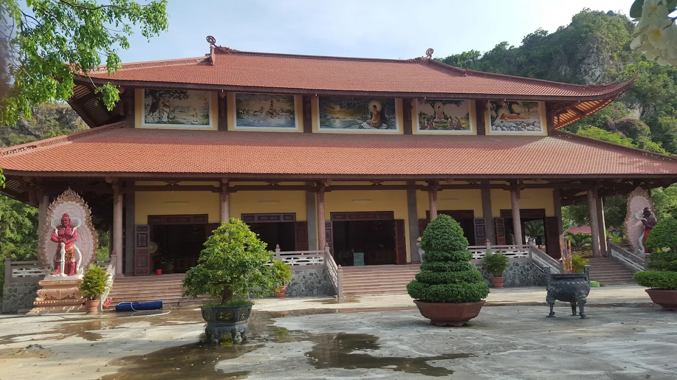 Long Hoa pagoda Google Reviews 2