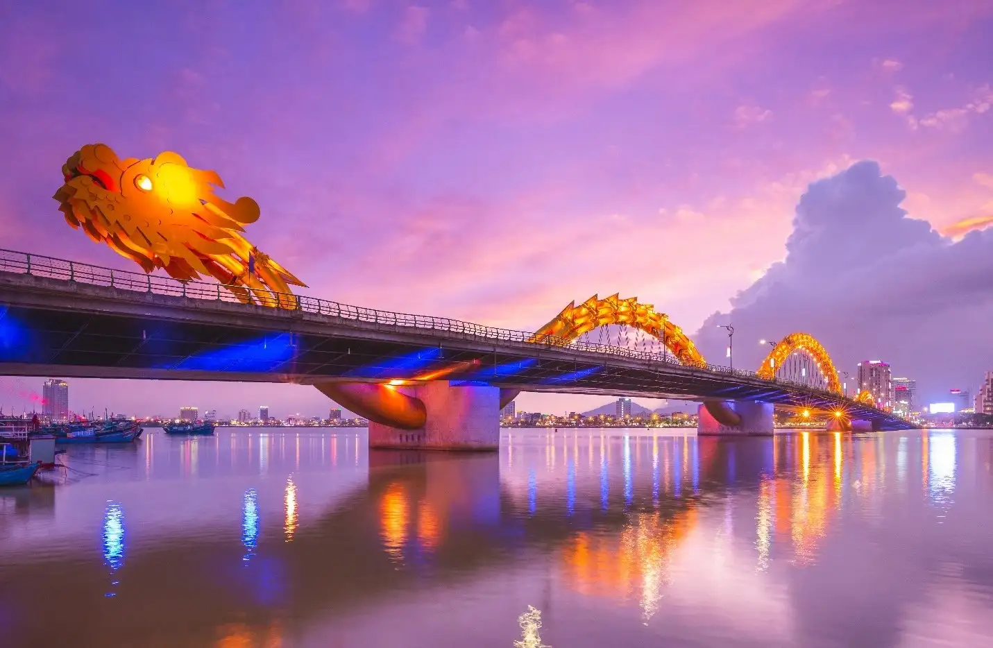 Admire iconic Dragon Bridge