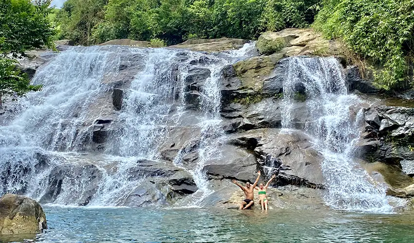 Nhi Ho Waterfall 