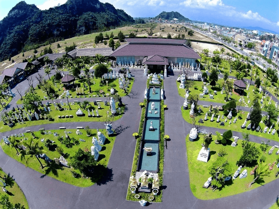 Non Nuoc Stone Carving Village