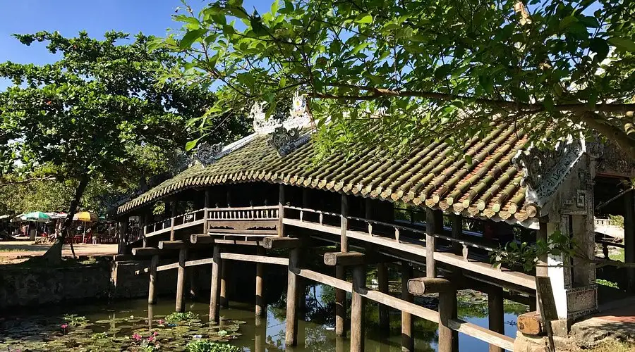 Thanh Toan Bridge