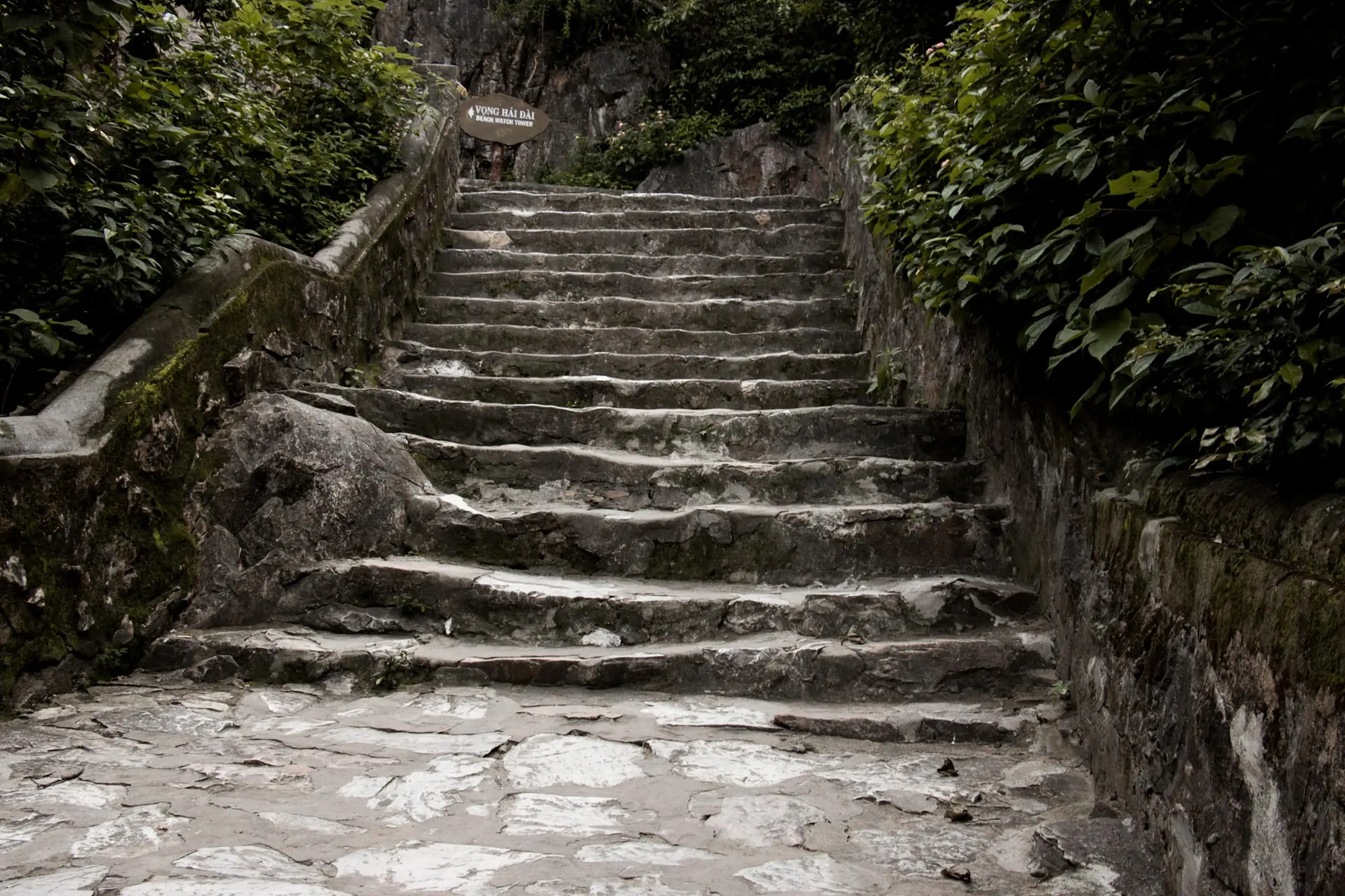 Marble Mountains how many steps the happy jetlagger