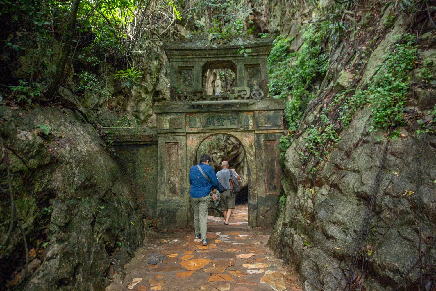 While men have fewer restrictions, choosing neat and practical clothing will make your visit smoother, especially when entering temples and climbing