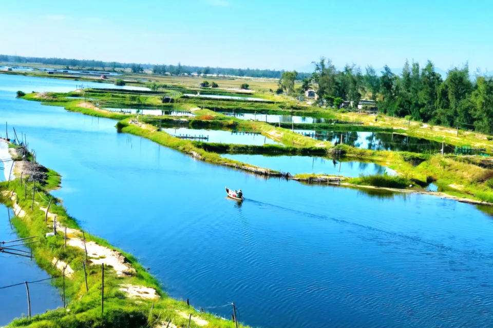 Truong Giang river: A hidden coastal gem in Quang Nam you shouldn’t miss
