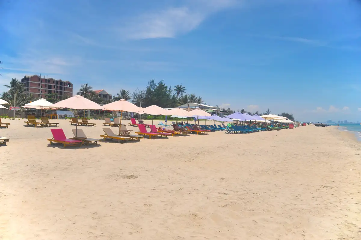 Best time to visit hidden beach Hoi An