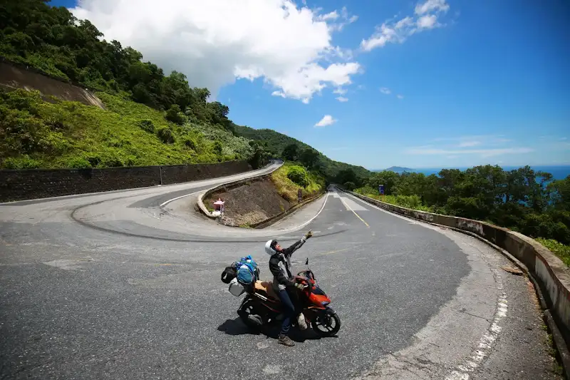 Conduire une moto de Cam An a la vieille ville de Hoi An